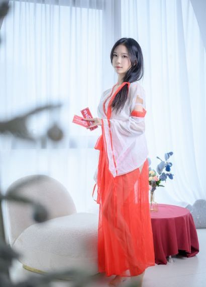 伦理妈妈的朋友_4K在线观看